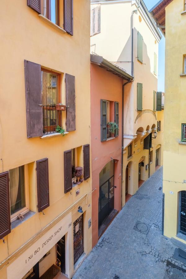 Golden Suite By Studio Vita Bologna Buitenkant foto
