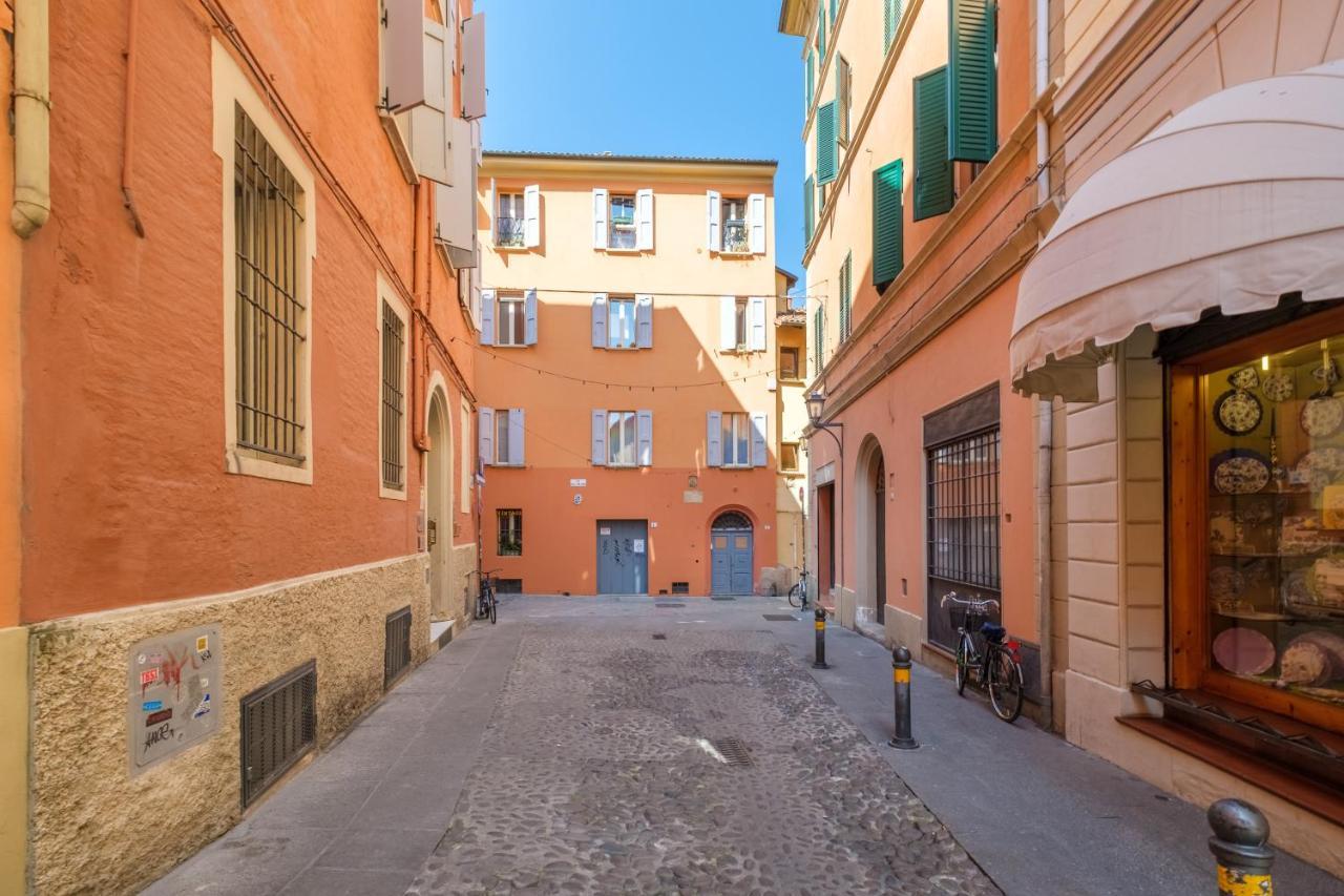 Golden Suite By Studio Vita Bologna Buitenkant foto