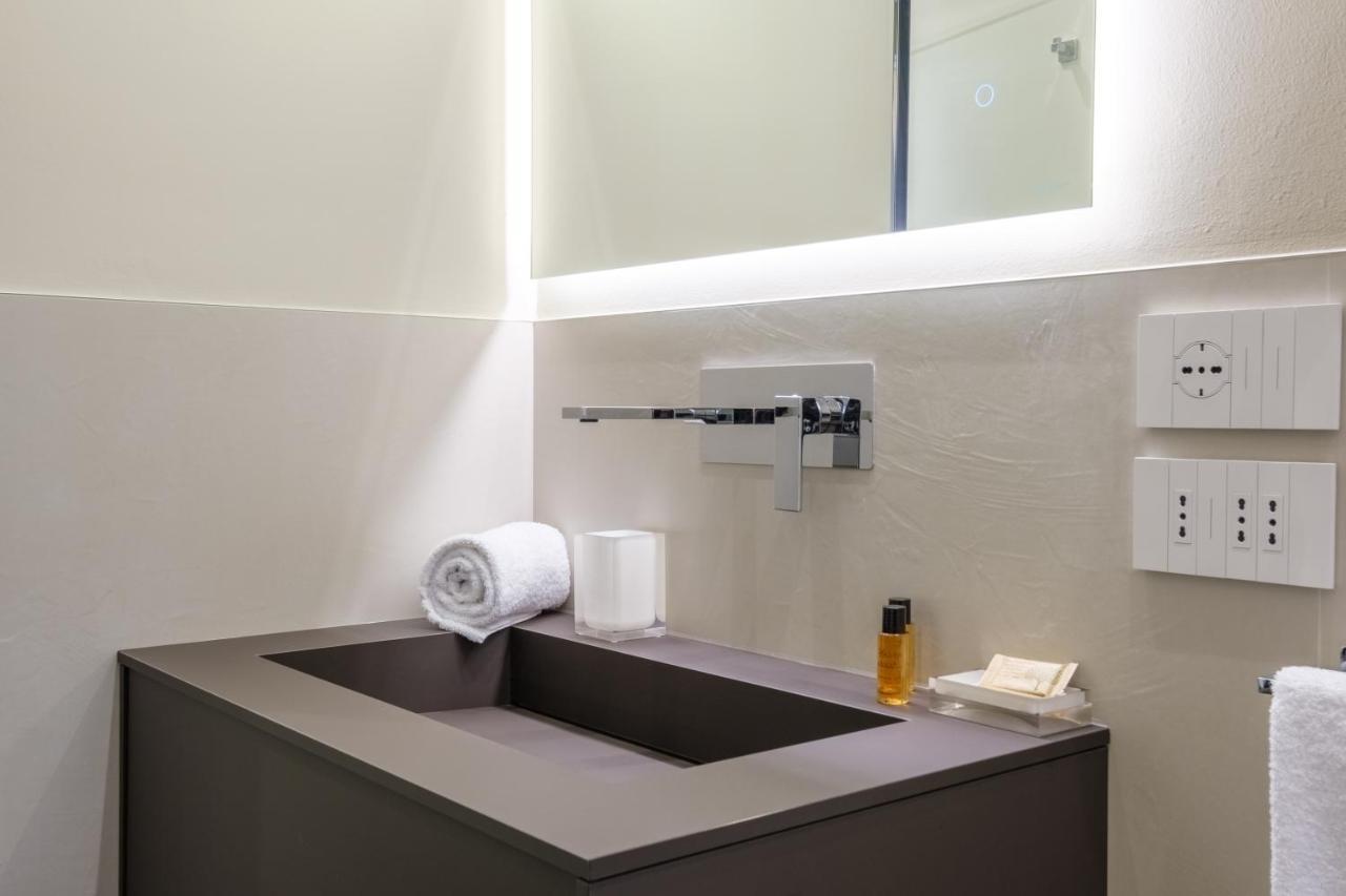 Golden Suite By Studio Vita Bologna Buitenkant foto