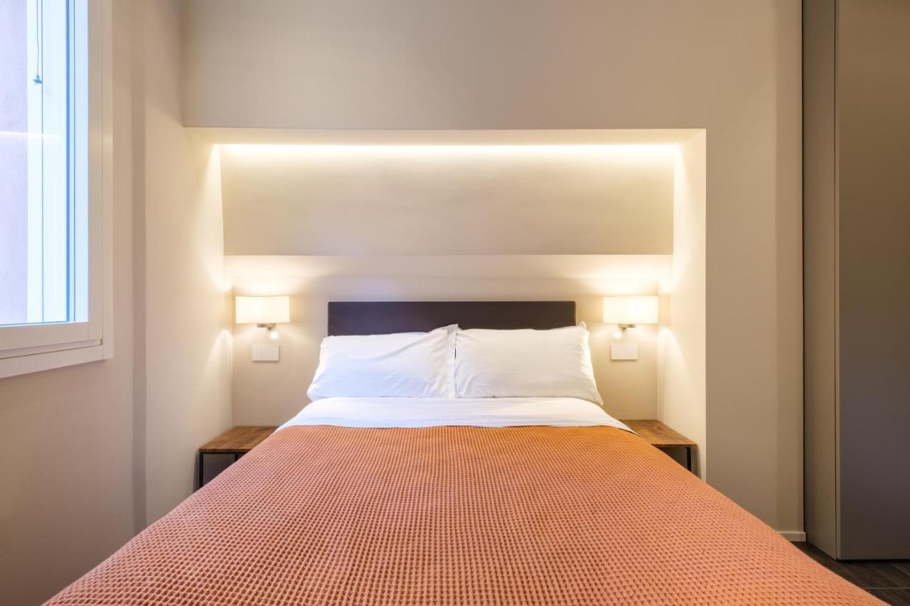 Golden Suite By Studio Vita Bologna Buitenkant foto